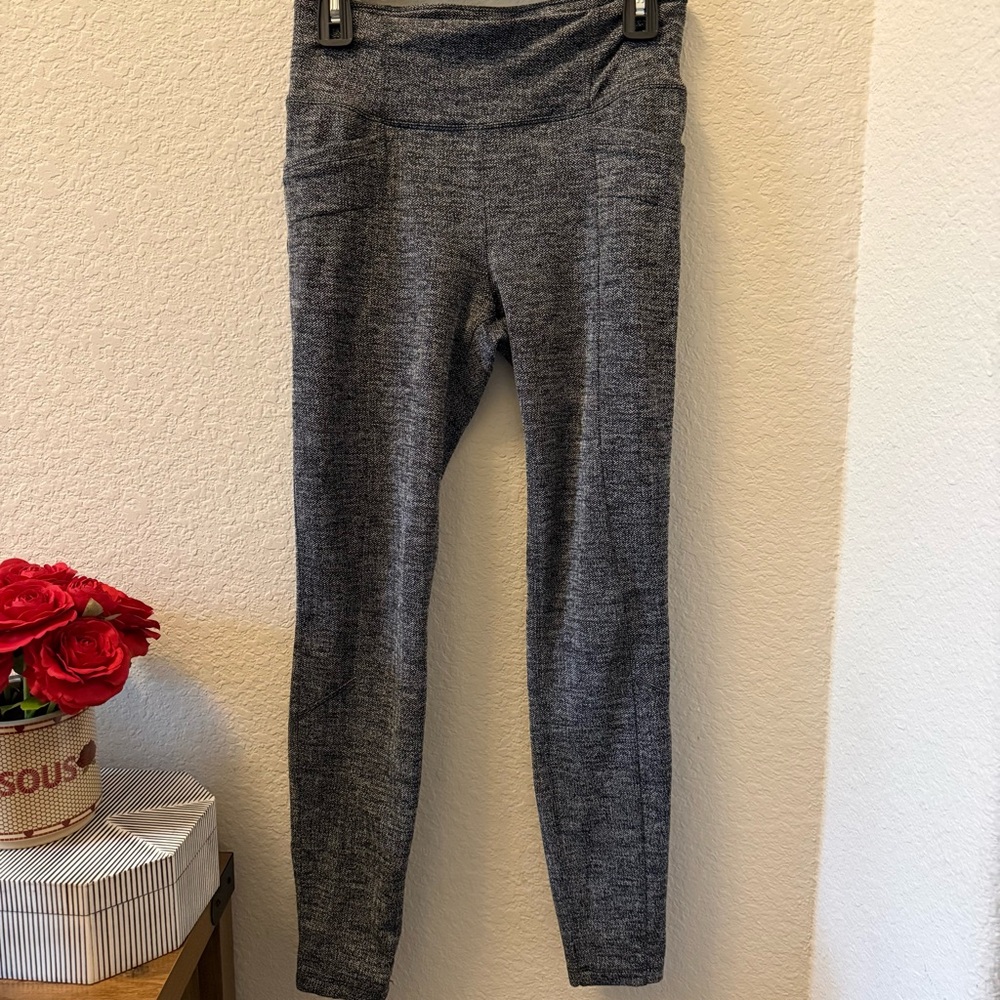 Athleta Herringbone Metro Yoga Pant Women’s Medium